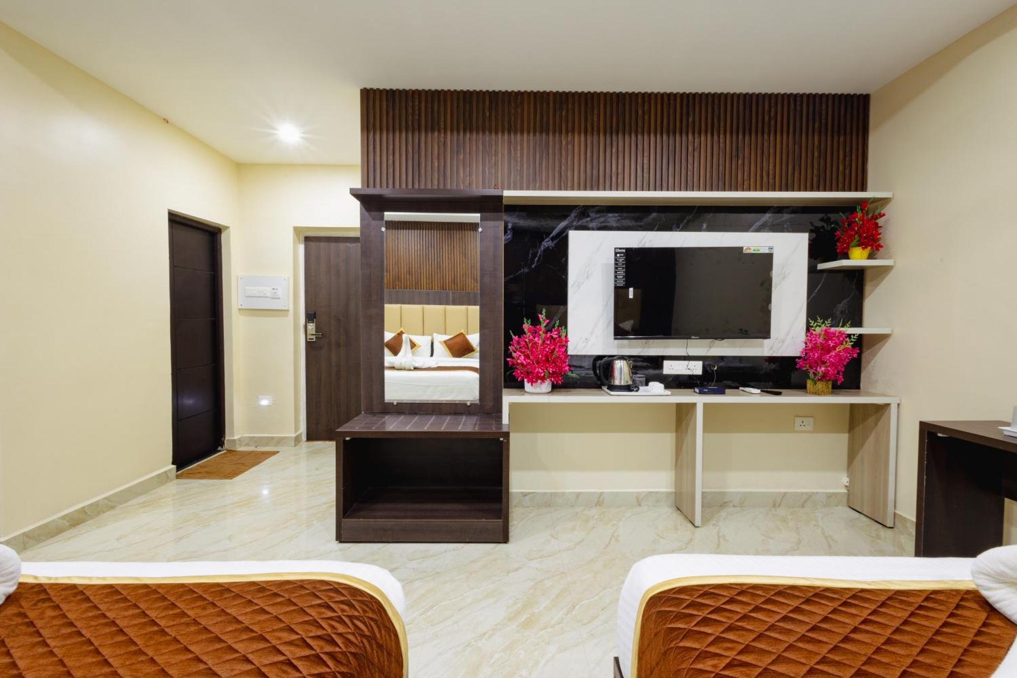 Hotel Brindavan Elite Рамешварам Экстерьер фото